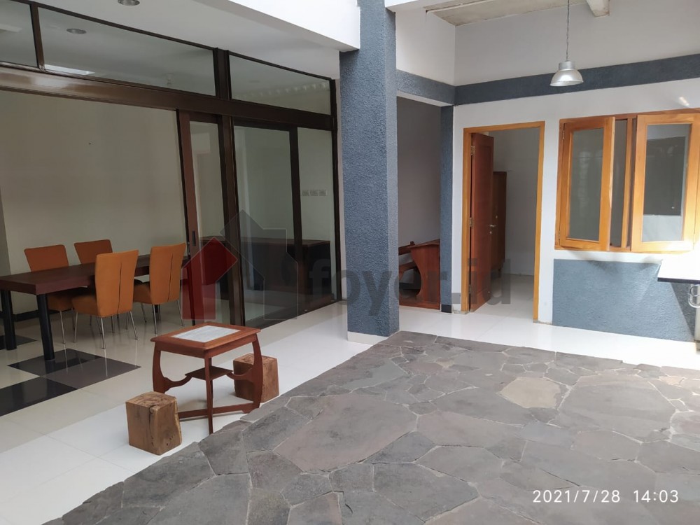 Listing photos