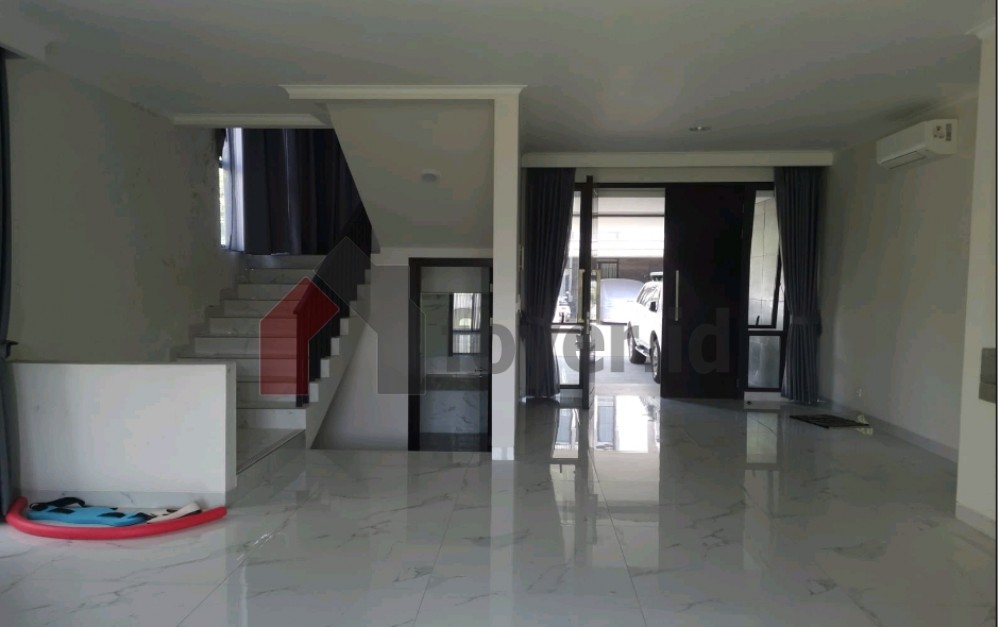 Listing photos