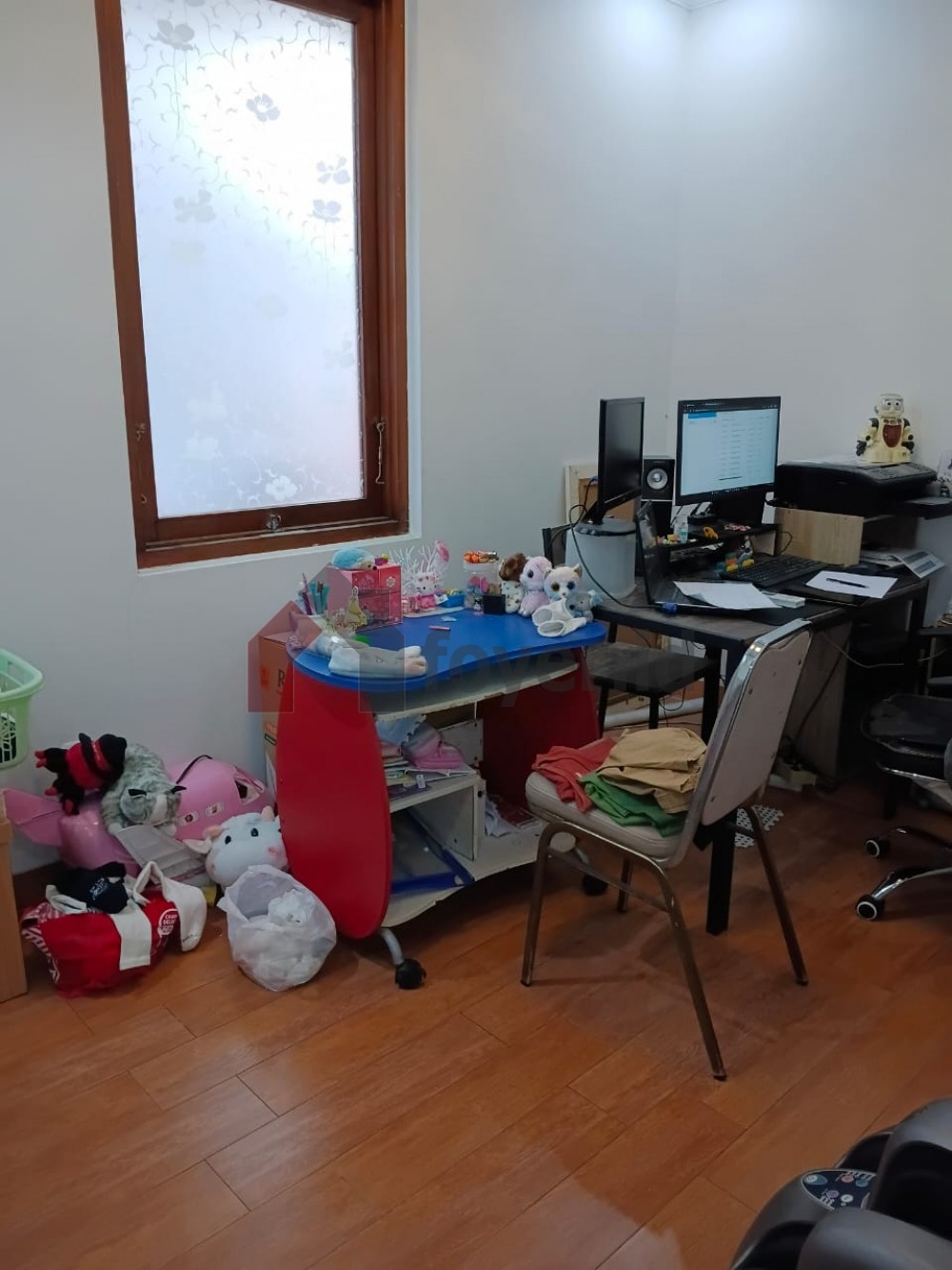 Listing photos
